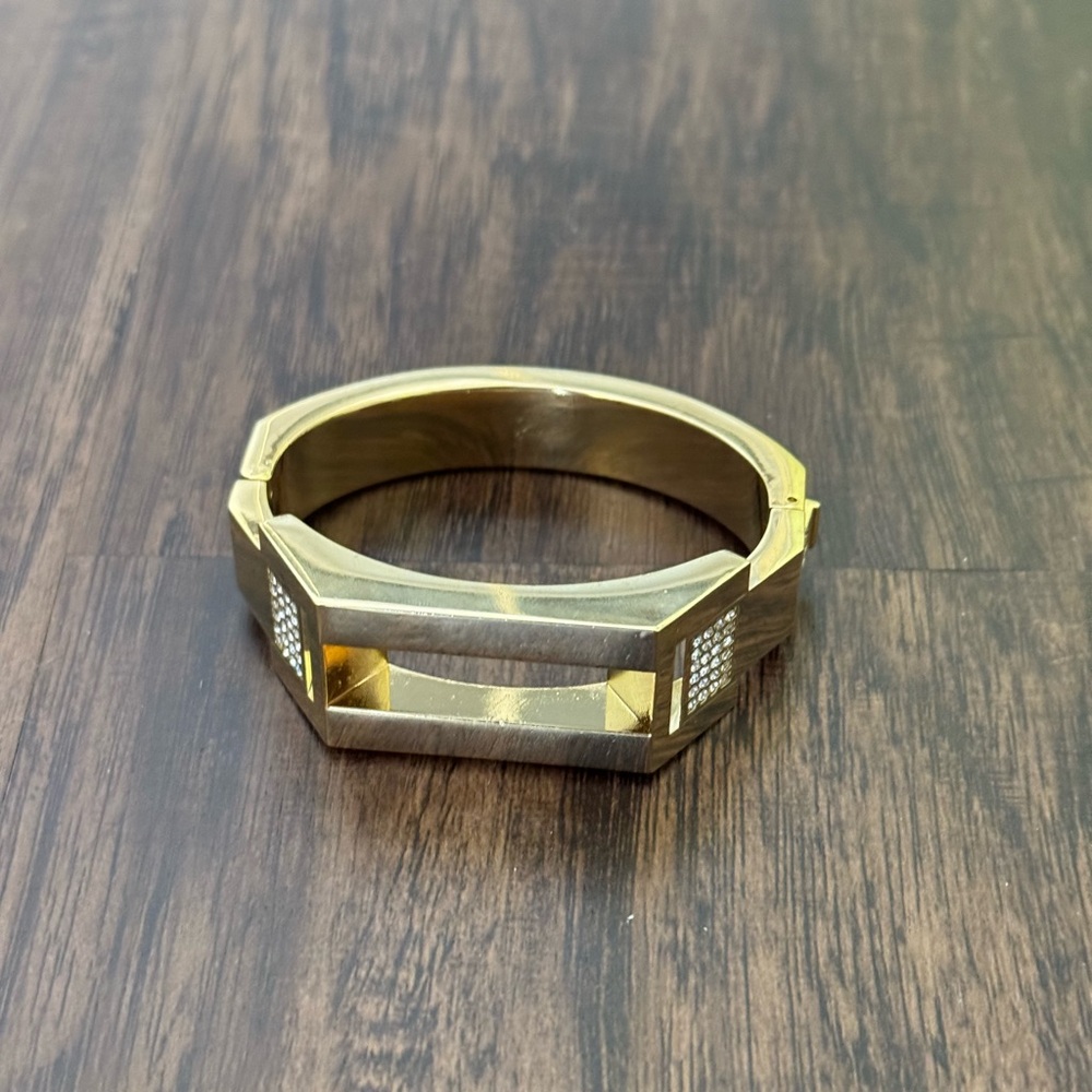 Ann Taylor bracelet